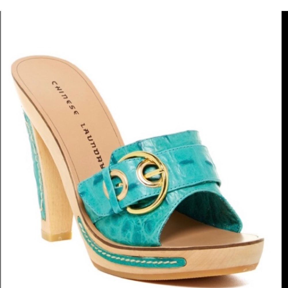 NWT Chinese Laundry Aqua Heeled Mules